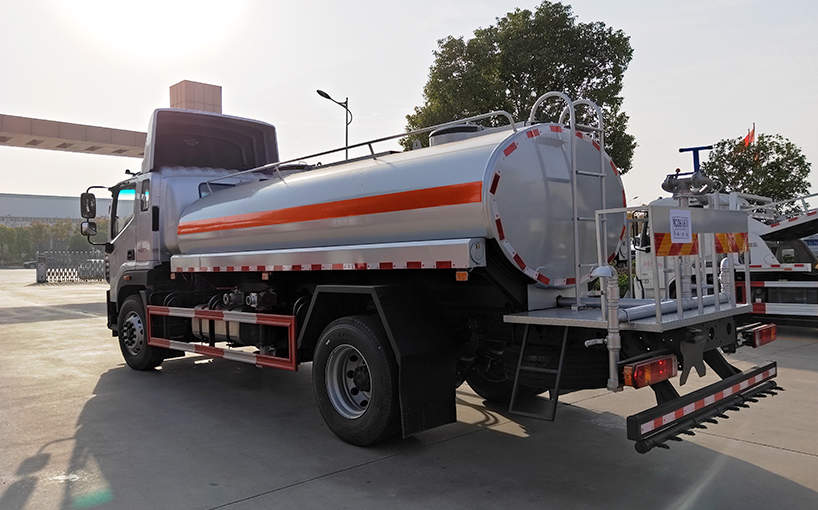 water tanker Riyadh