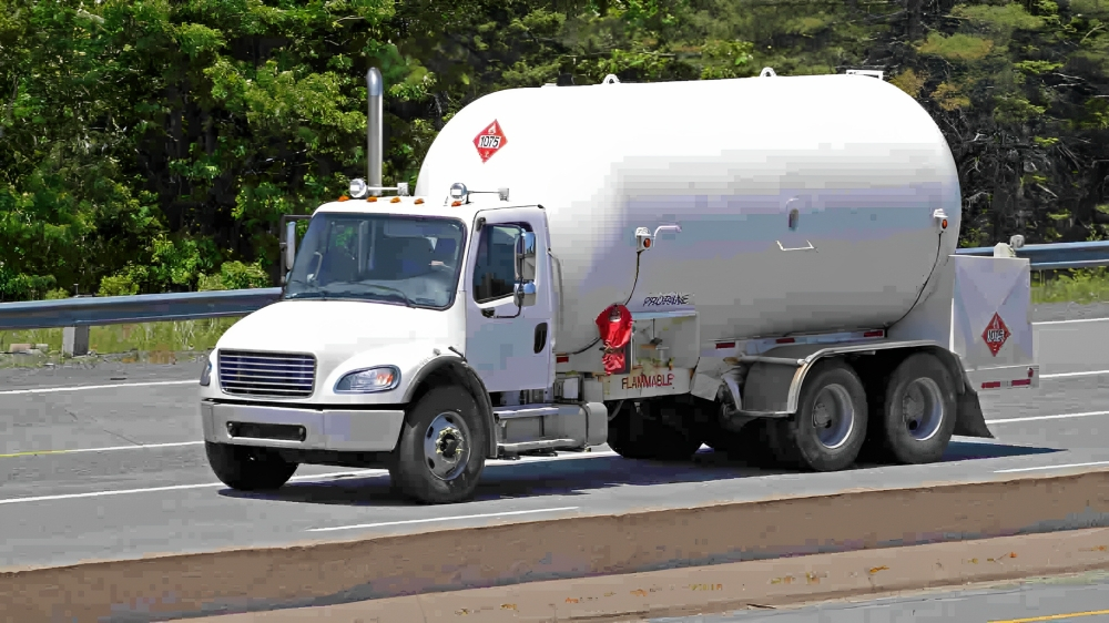 مورد صهاريج مياه بأسعار معقولة يقدم مياه نظيفة في الرياض