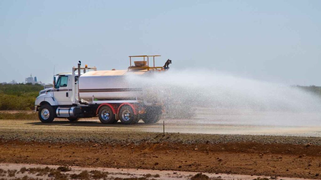 خدمة صهاريج المياه لجميع أحياء الرياض