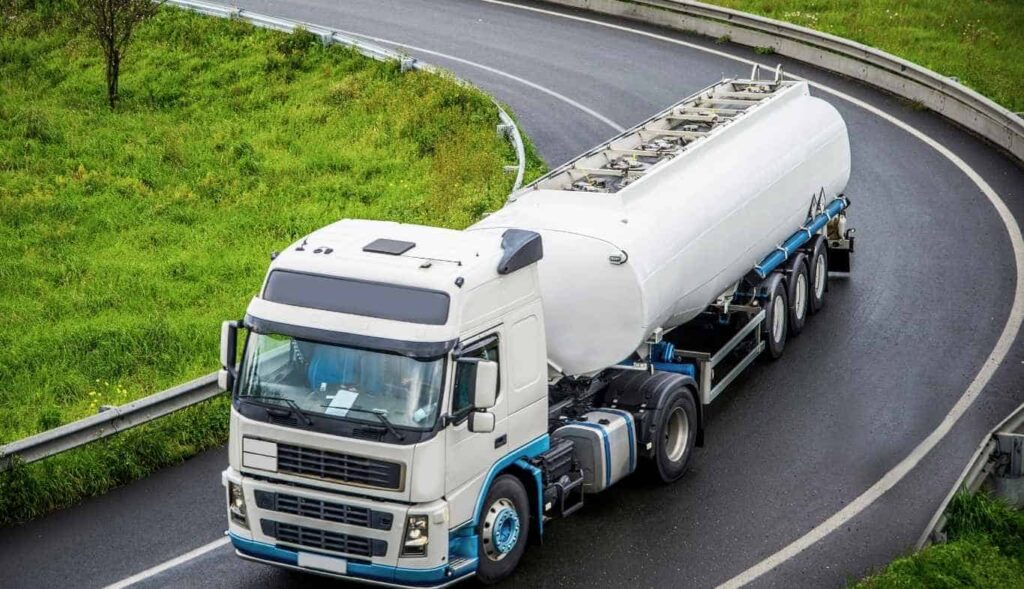 صهريج مياه جنوب الرياض سريع لجميع الأحياء