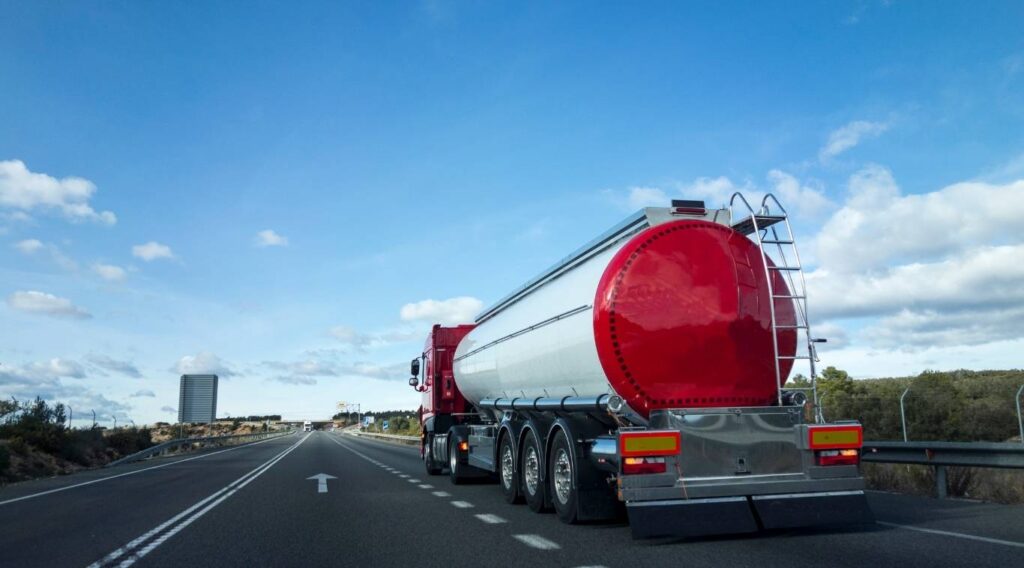 طريقة طلب صهريج مياه مع حجز فوري